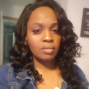 Meet your Posher, Ebony